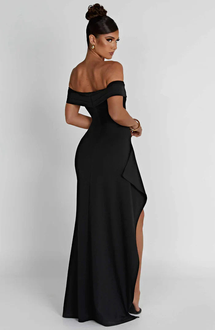 Elegant Noir Dress